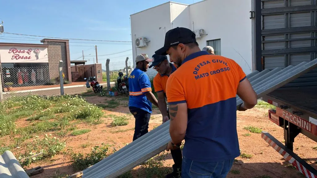Defesa Civil de MT envia ajuda humanitária a três municípios atingidos por tempestades e vendavais
