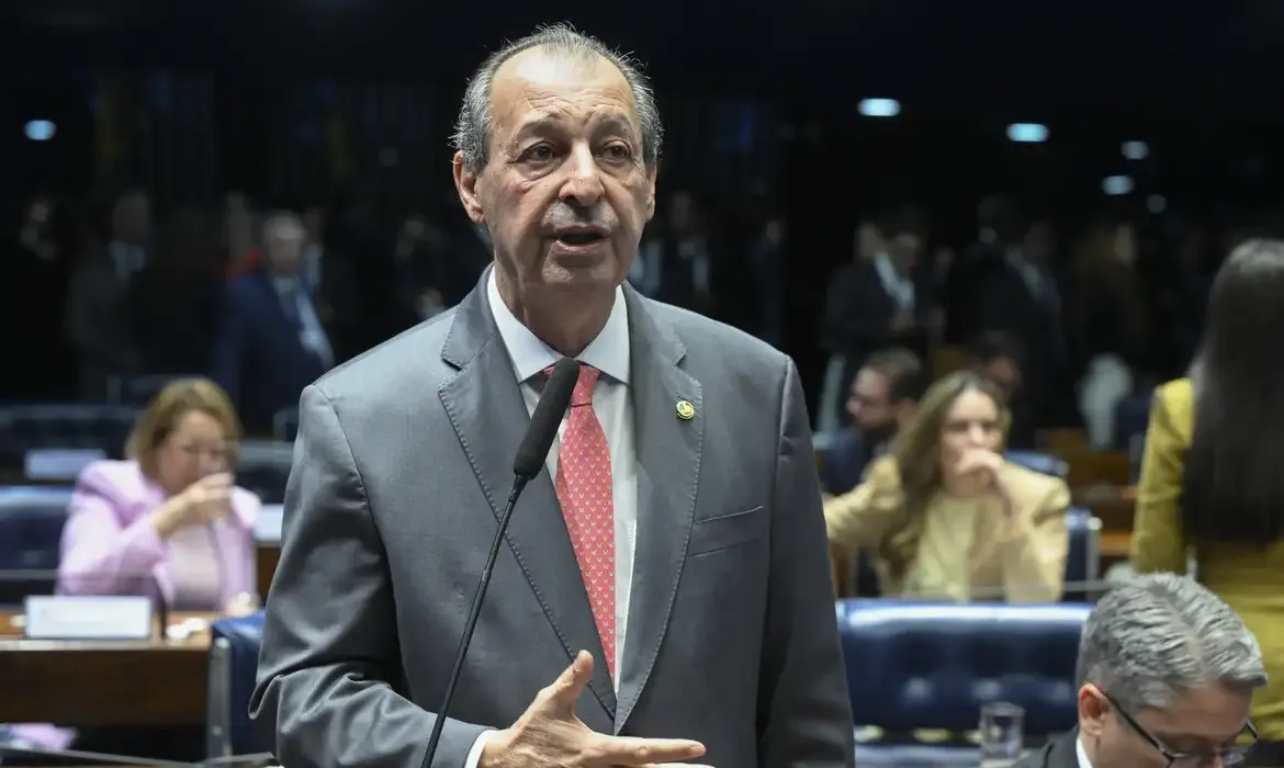 Omar Aziz é eleito governador do Amazonas com 59,96% dos votos