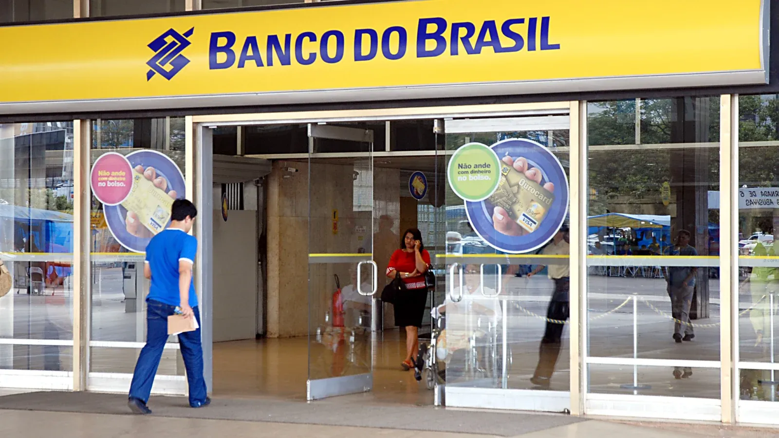 BBAS3 cai 31% após reeleição de Lula
