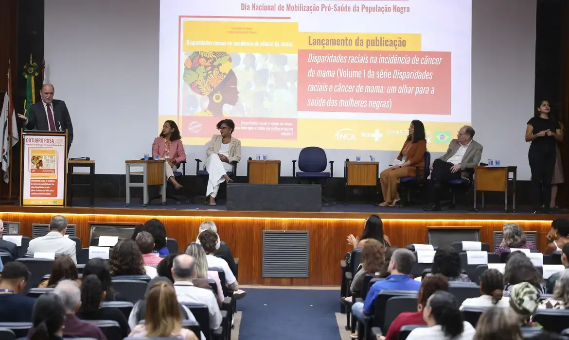 Câncer de mama mata mulheres negras 3,8 vezes mais que brancas