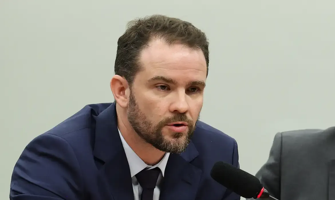 Imposto Seletivo terá alíquotas definidas por medida provisória