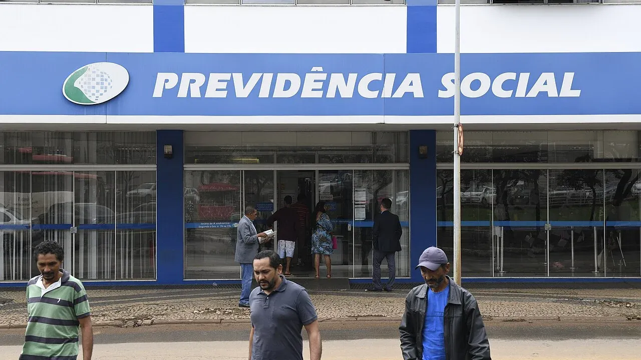INSS nega bloqueio de benefícios por falta de biometria