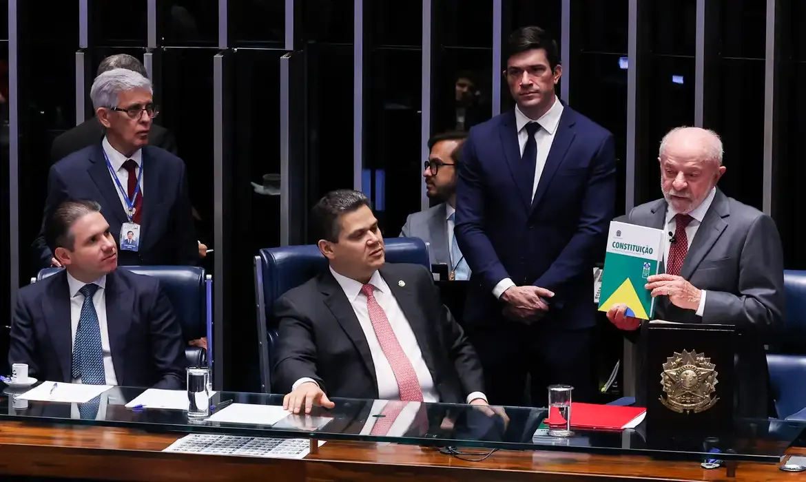 Aposentadoria especial para agentes de saúde é promulgada