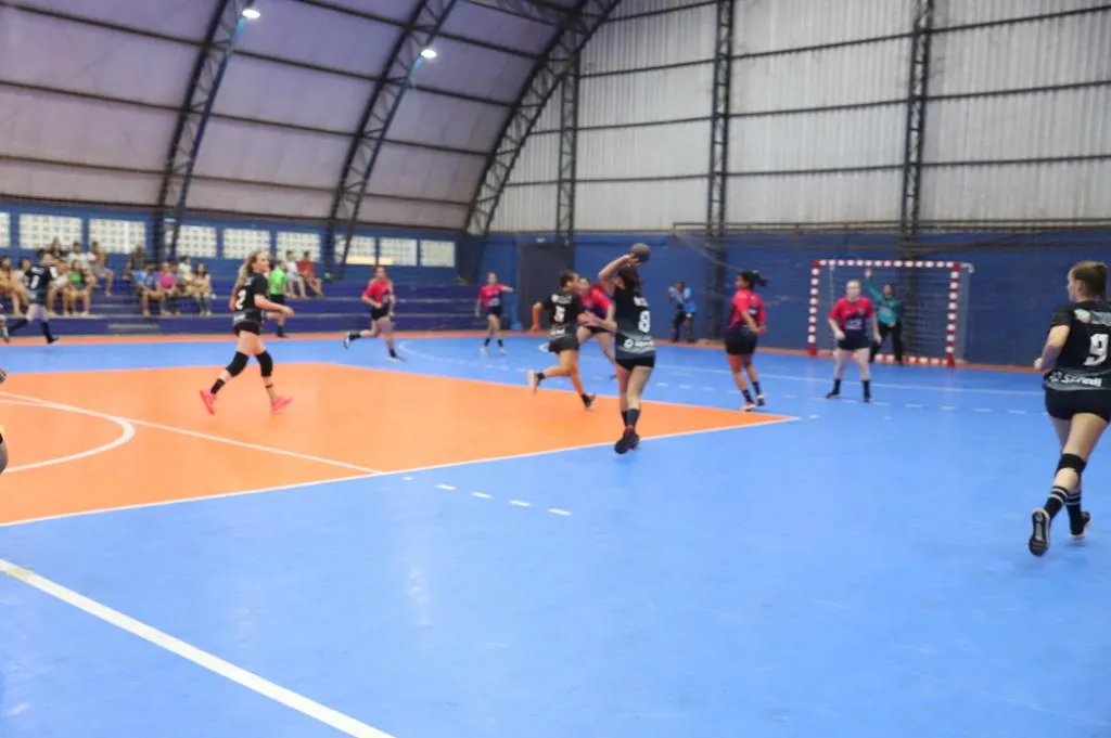 Jogos Abertos reúnem 44 equipes em Araputanga
