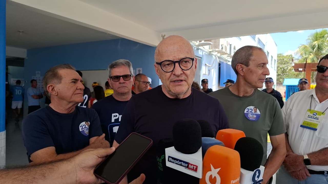 Governador Pivetta vota em Lucas do Rio Verde e defende reformas no Brasil