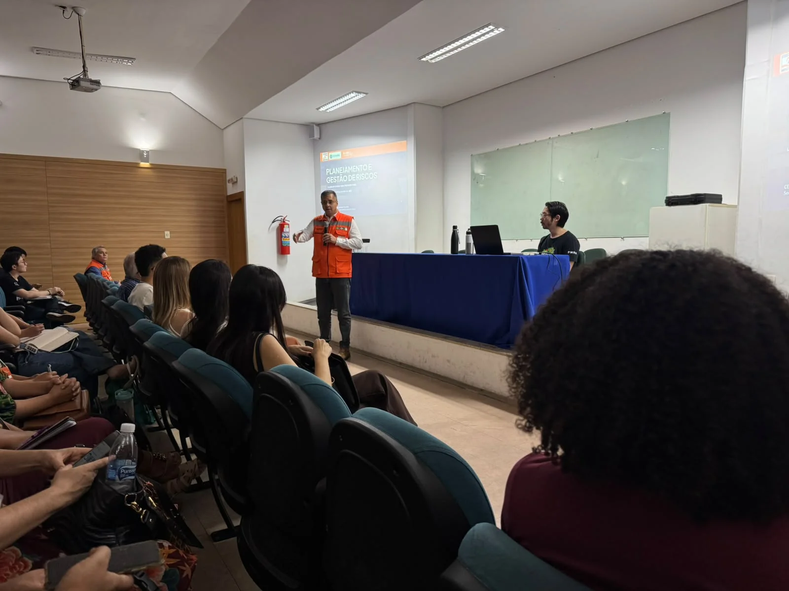 Cuiabá mapeia áreas de risco de alagamentos e desmoronamentos para prever obras antes das chuvas