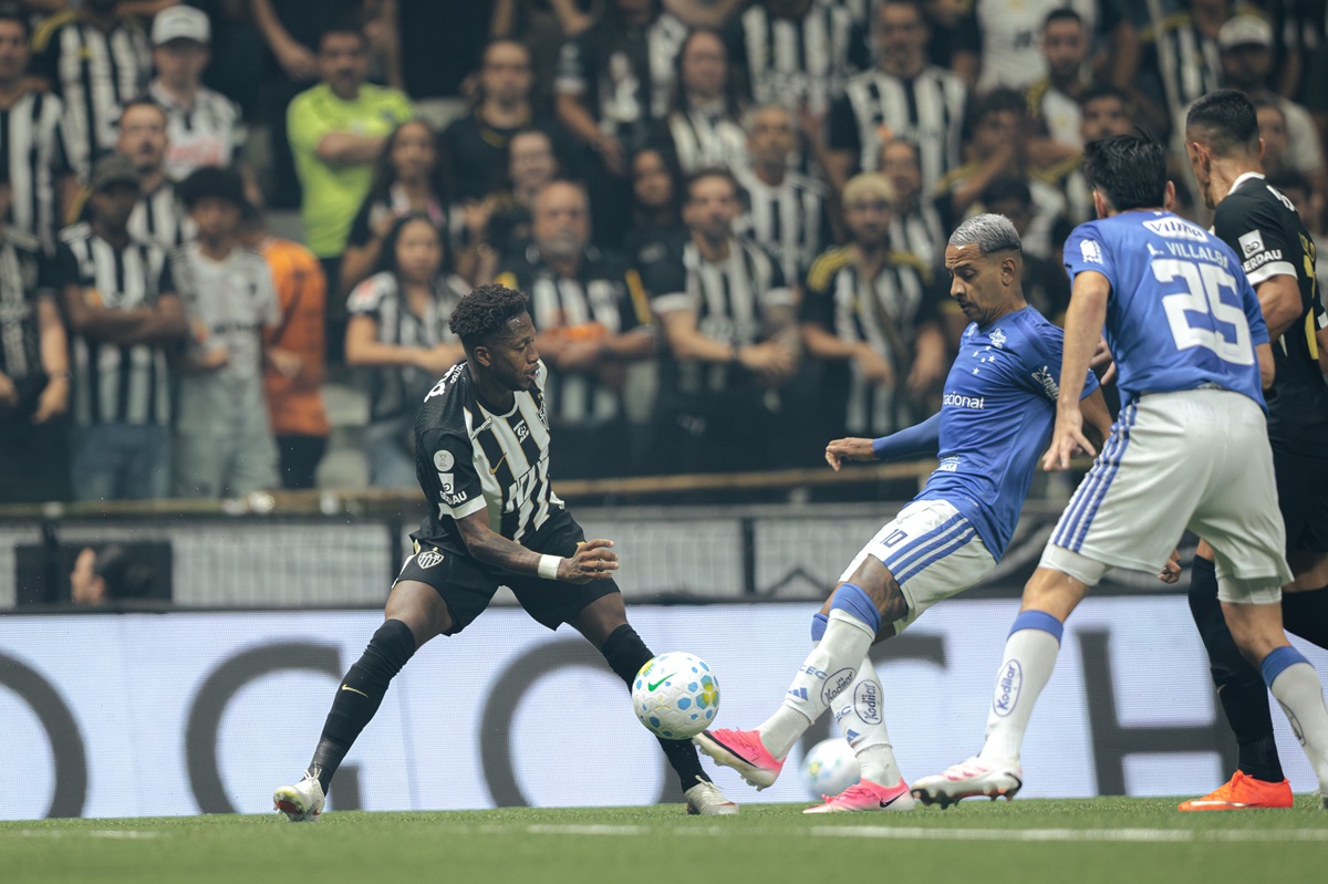Atlético-MG x Cruzeiro: onde assistir ao vivo, horário e prováveis escalações do clássico. Imagem: Pedro Souza/Atlético