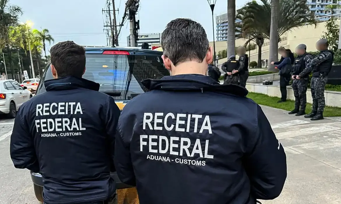 Receita apreende mercadorias da China avaliadas em R$ 63 milhões