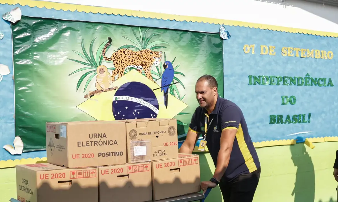 Voto em trânsito: veja como consultar seu local de votação