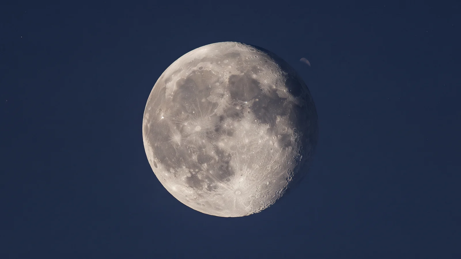 Lua hoje: veja a fase e como observar em 24/10