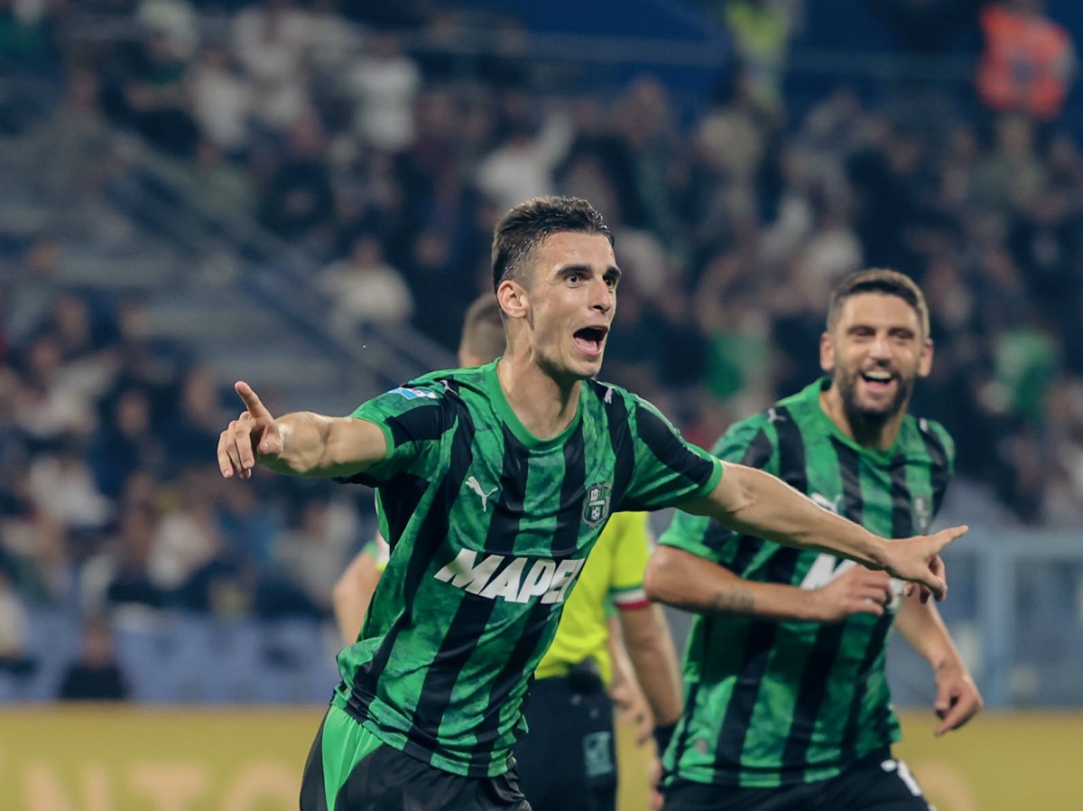 Frosinone x Sassuolo: onde assistir ao vivo, horário e escalações. Imagem: Divulgação Sassuolo Frosinone x Sassuolo: onde assistir ao vivo, horário e escalações. Imagem: Divulgação Sassuolo